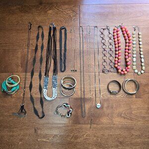 Jewelry Bundle – 11 Necklaces + 8 Bracelets Mix | Modern, Statement, & Classic S
